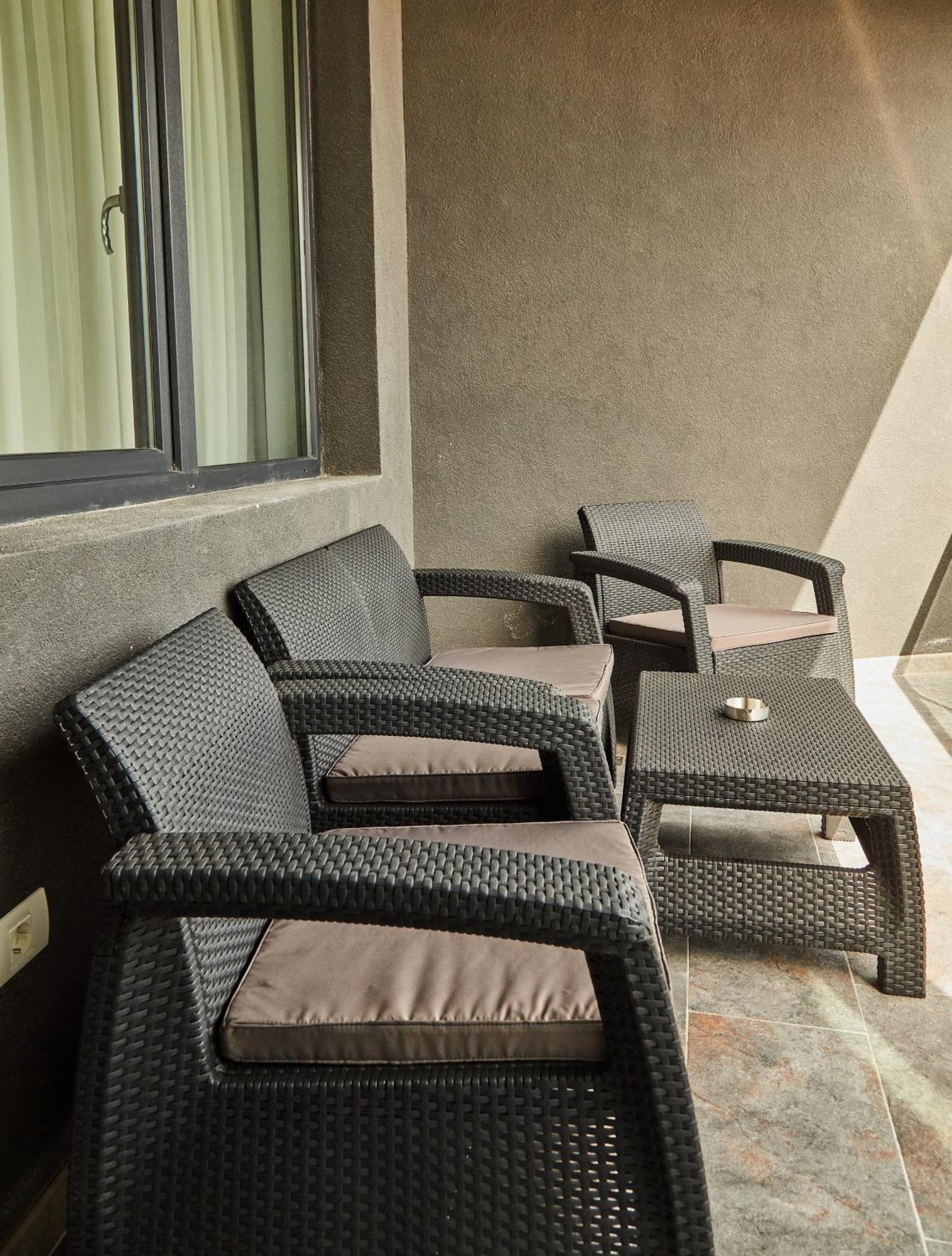 Excelsior Apartaments Mamaia Nord Năvodari Eksteriør billede